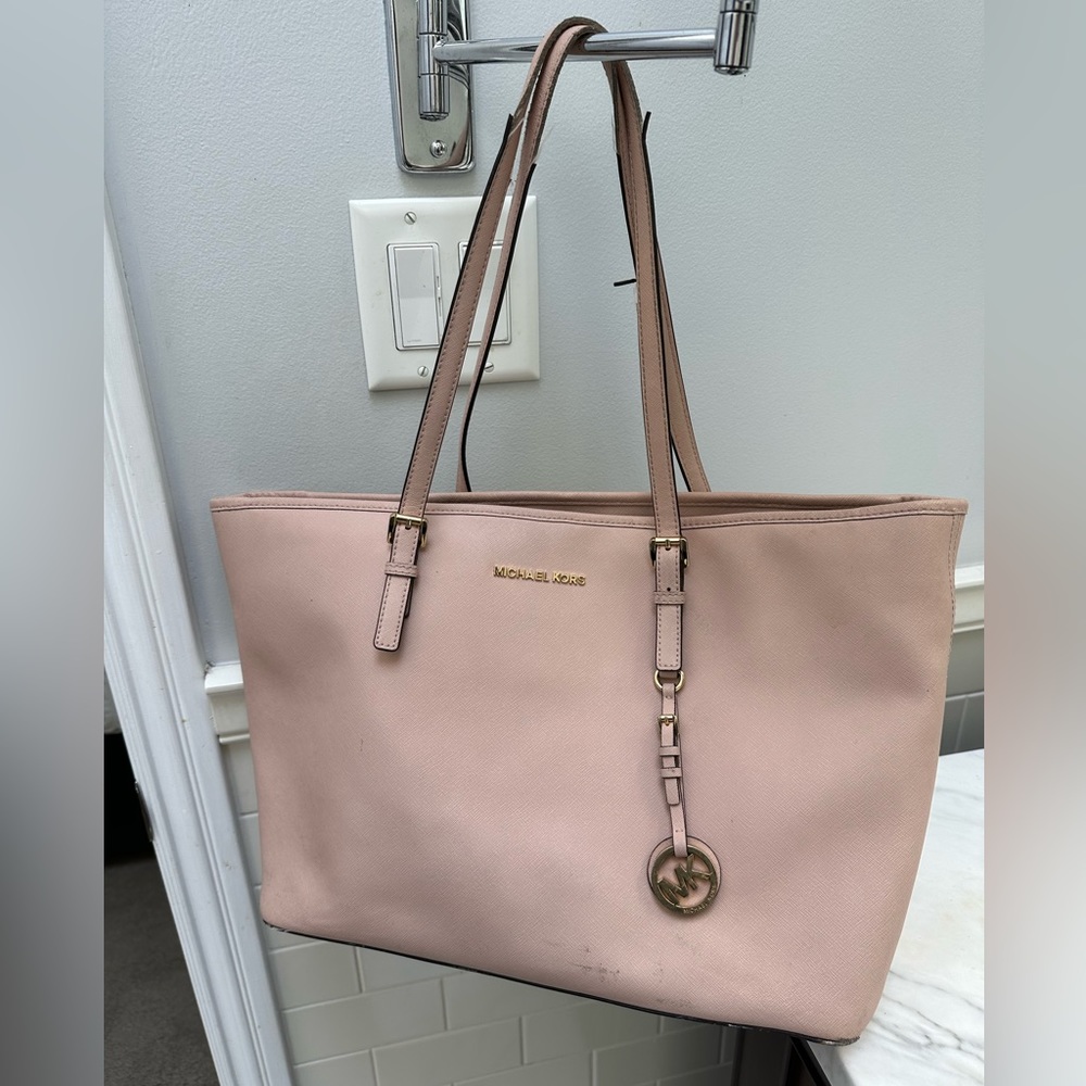 Michael Kors large tote - beautiful and lovingly used!